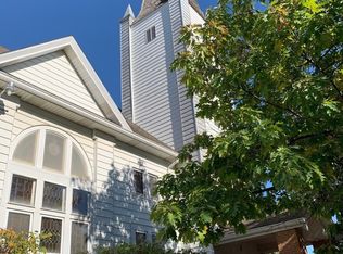 178 S McHenry Ave #105, Crystal Lake, IL 60014