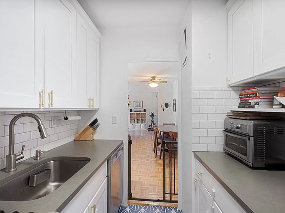 5th image of 39-65 52nd St #2V