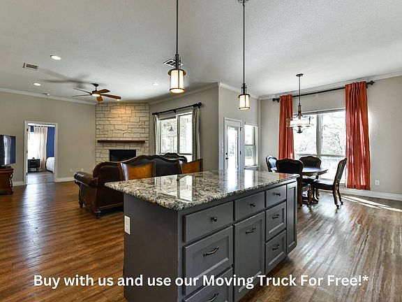 4th image of 131 Raven Cir