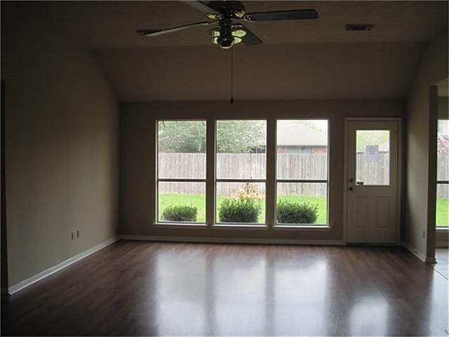 2nd image of 4803 Stone Bridge St