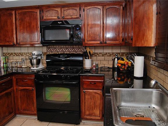 3rd image of 4817 W 120th St