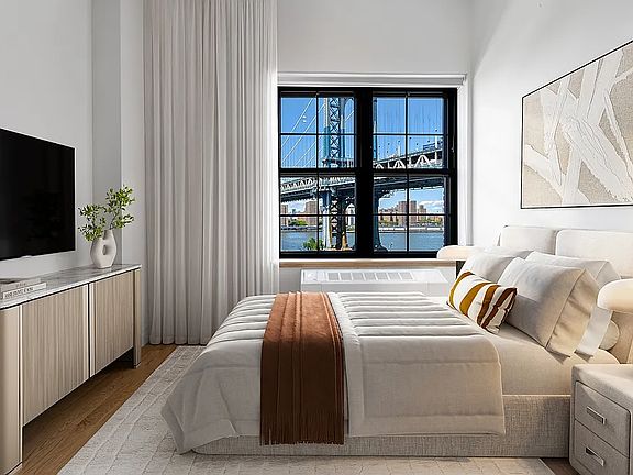 5th image of 30 Washington St #5J