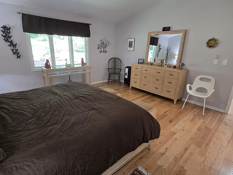 8198 Foxchase Cir — Photo 18