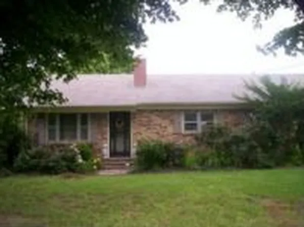 414 Jefferson St S, Newbern, TN 38059