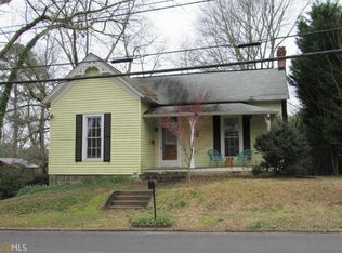 43 2nd Ave, Newnan, GA 30263