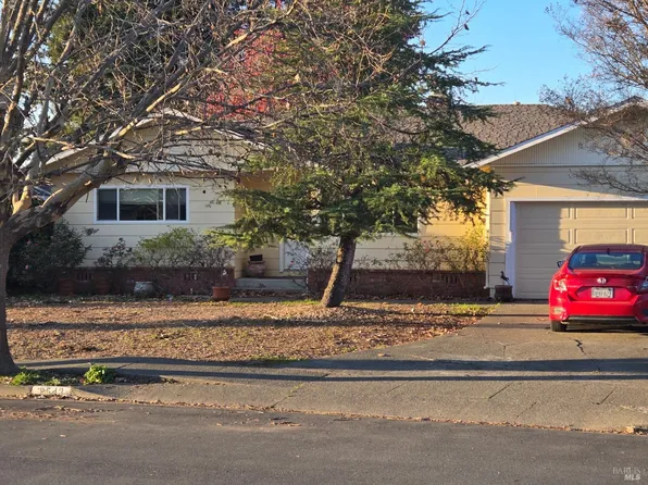 2543 Tuscan Drive, Santa Rosa, CA 95405