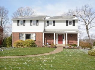 2730 Tischler Rd, Bethel Park, PA 15102