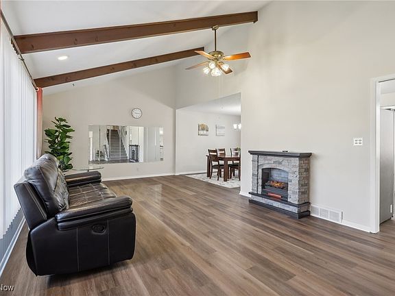 3rd image of 5364 Blue Bell Dr