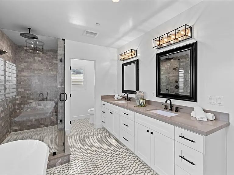 827 N Lamer St — Photo 18