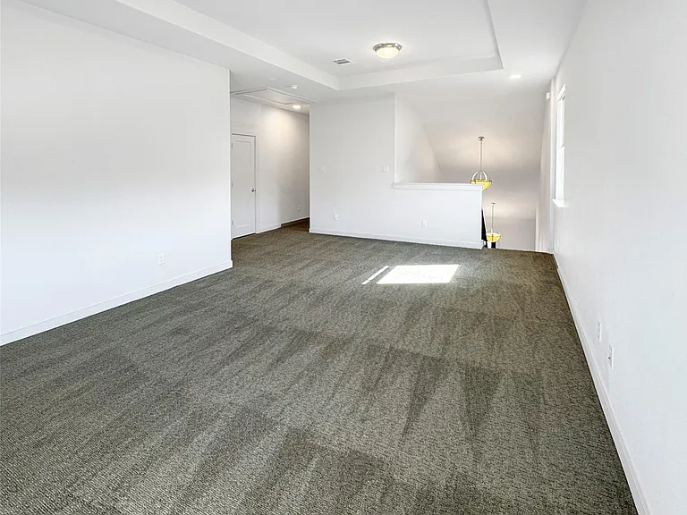 1245 Westborough Ln — Photo 18