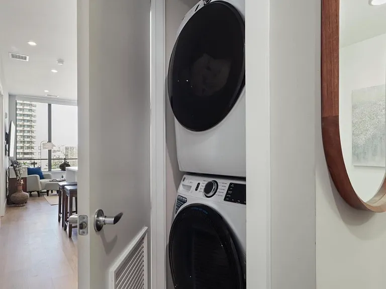 801 N Fairfax St #414 — Photo 7