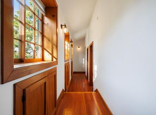 3814 Dixie Canyon Ave, Sherman Oaks, CA 91423