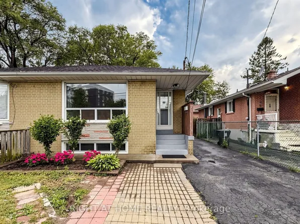 76 Fenside Dr, Toronto, ON M3A 2V5