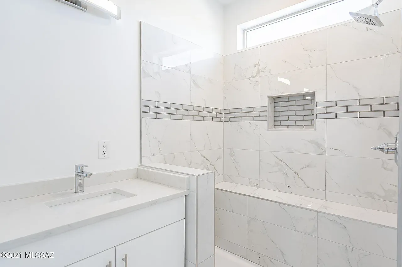 3 bed, 1620 sqft, $1,800 — Photo 3