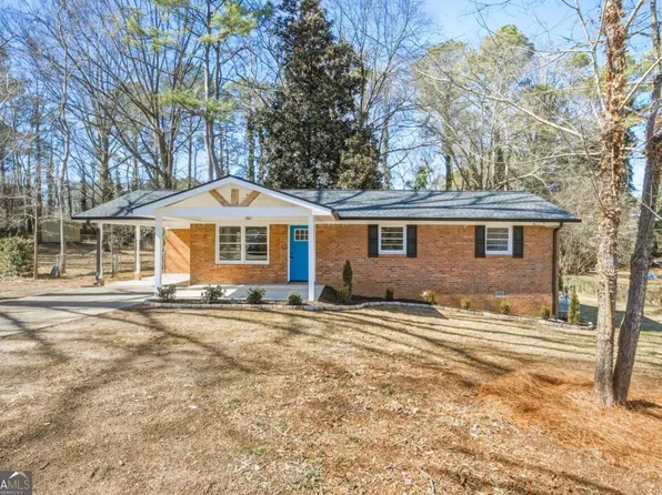 4220 Kent Dr, Powder Springs, GA 30127