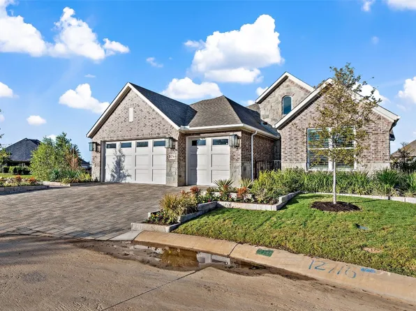 12716 Golden Rock Dr, Roanoke, TX 76207