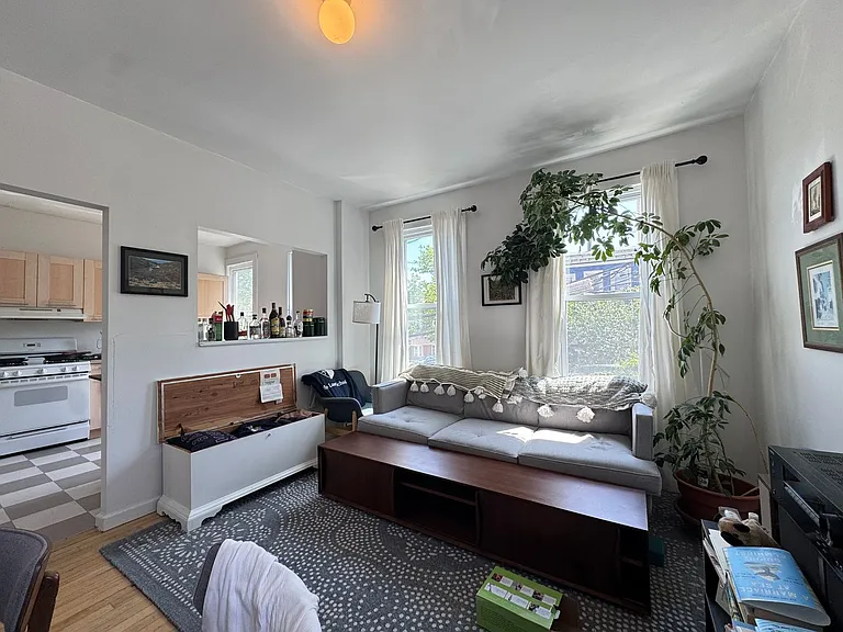 940 State St #2 — Photo 2