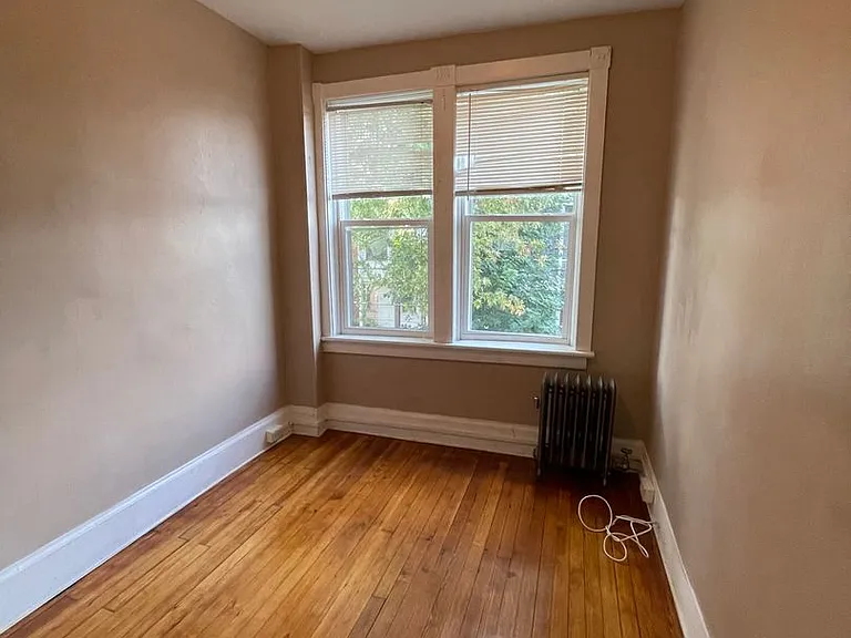2322 Penn St — Photo 22