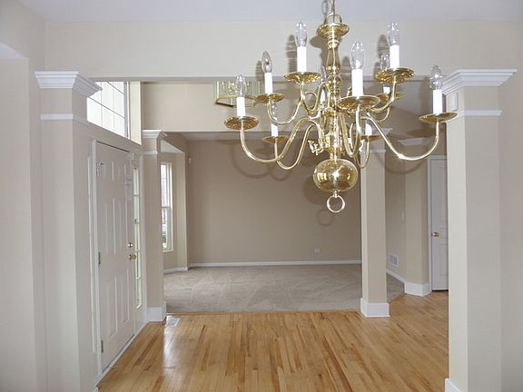5th image of 12834 Bradford Ln