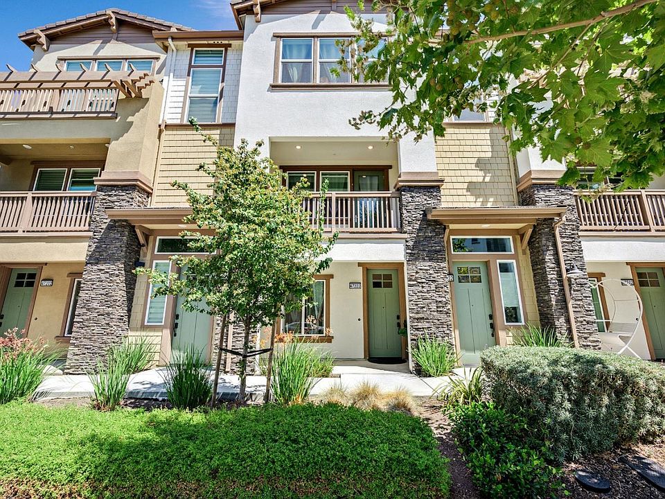 1st image of 47222 Mission Falls Ct