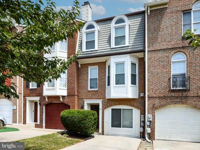 42 Victoria Sq, Frederick, MD, 21702