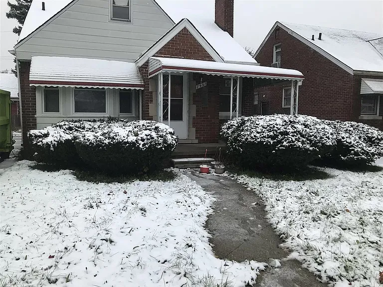 7451 Grandmont Ave — Photo 10