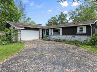 108 Locust St, Rio, WI 53960