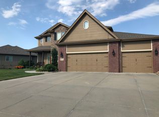 6117 S 195th St, Omaha, NE 68135