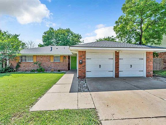 4th image of 814 NW 50th St