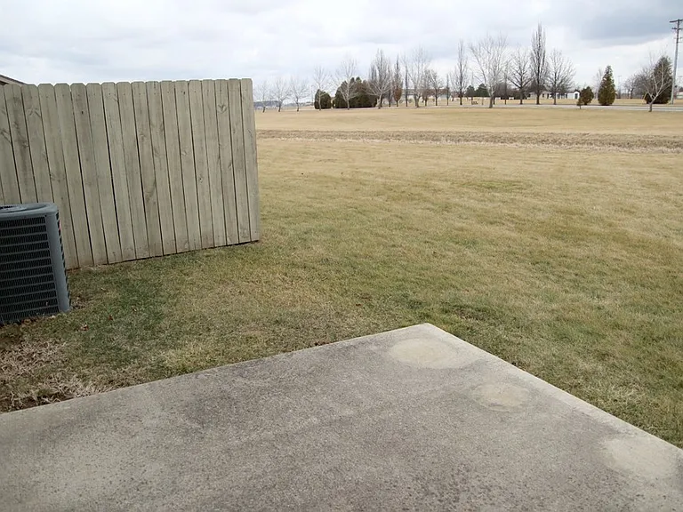 101 Brookside Dr — Photo 29