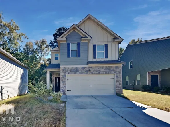 6464 Woodwell Dr, Union City, GA 30291