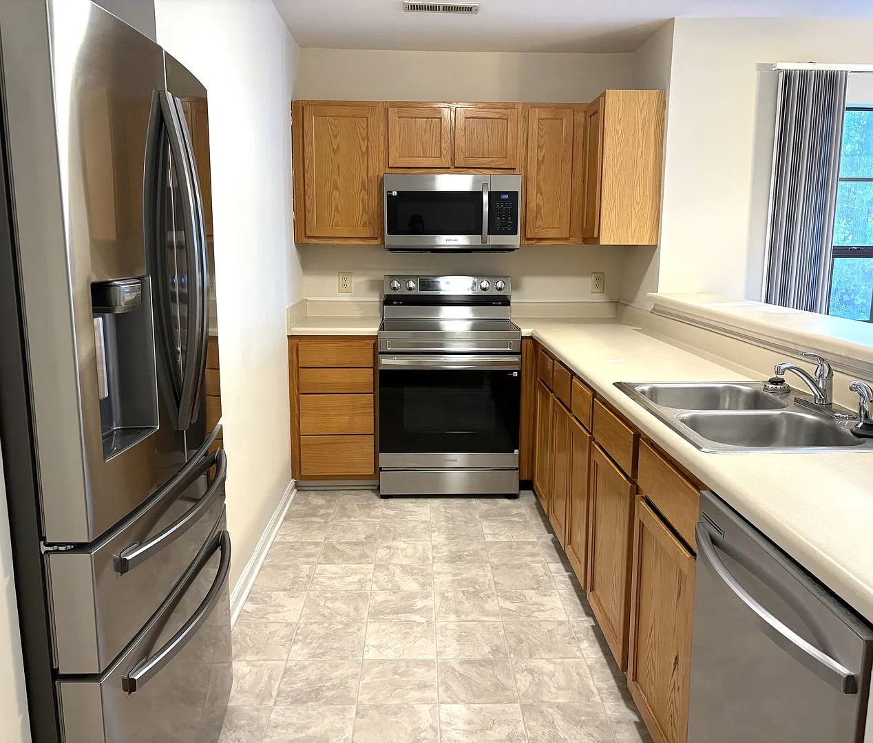 1733-A 41st Street — Photo 4