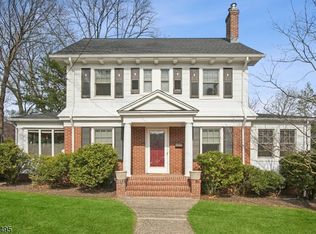 39 Collinwood Rd, Maplewood, NJ 07040