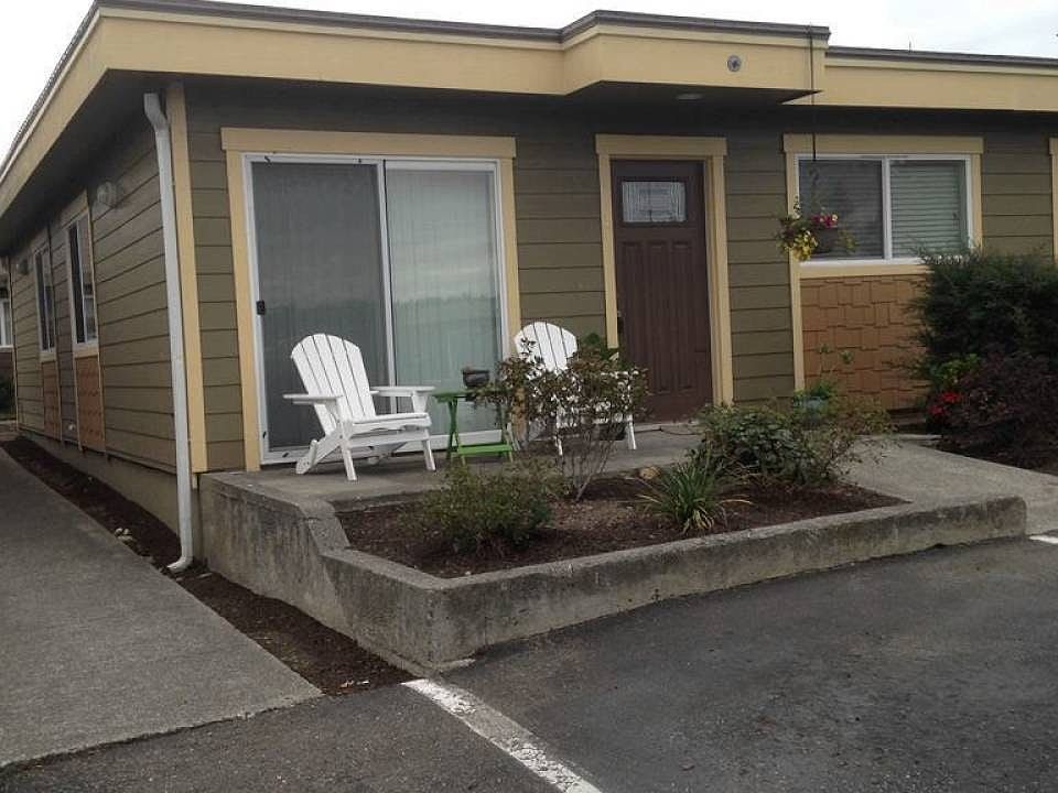 1st image of 170 E Whidbey Ave APT B1