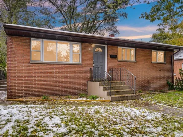 932 Burr St, Gary, IN 46406