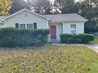754 Pinewood Dr, Jacksonville, NC 28546