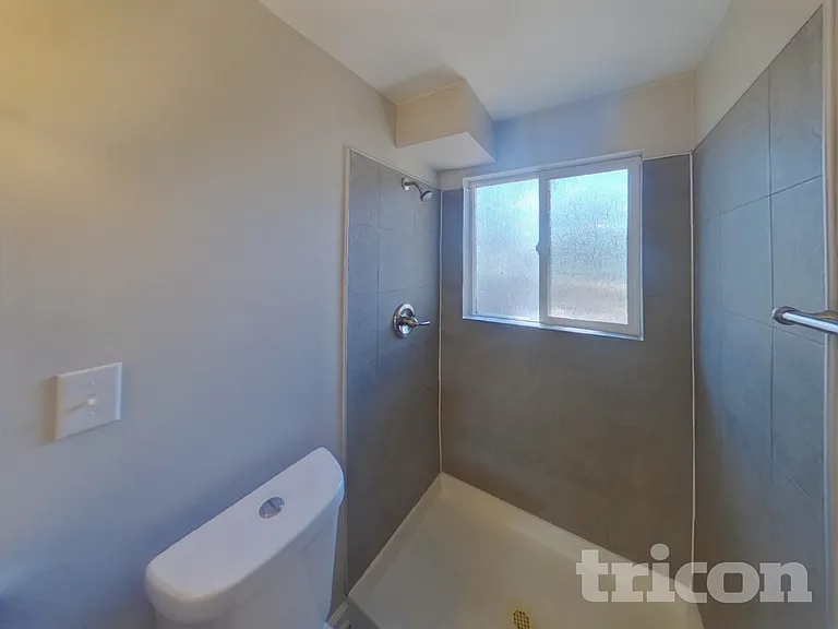 6910 Fielding Cir — Photo 11