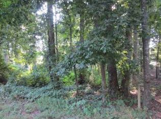 2062 Rockdale Cir, Snellville, GA 30078