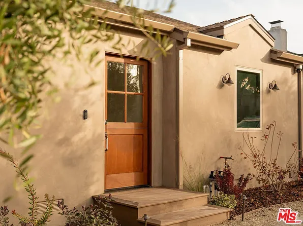8006 Vicksburg Ave, Los Angeles, CA 90045