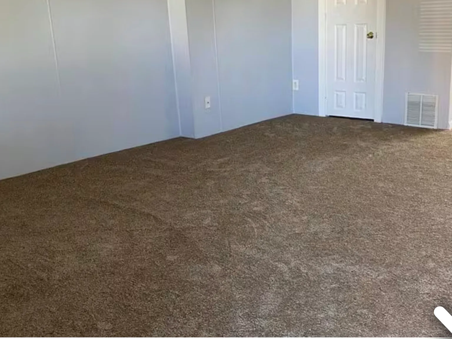 3 bed, 1.5 bath, 1120 sqft, $2,500 — Photo 2