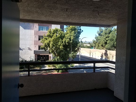 2nd floor Balcony
