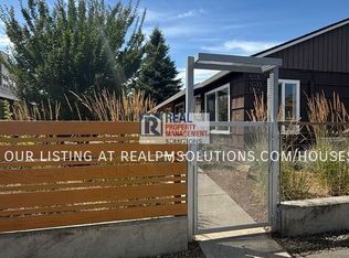 5031 NE 17th Ave, Portland, OR 97211