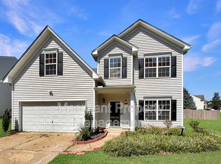 11 Joggins Dr, Simpsonville, SC 29681