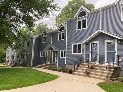 1691 Norwich New London Turnpike #B7, Uncasville, CT, 06382