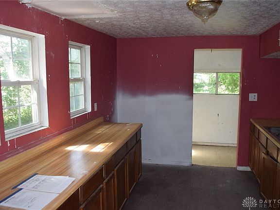 4th image of 3727 Pittsburg Ave