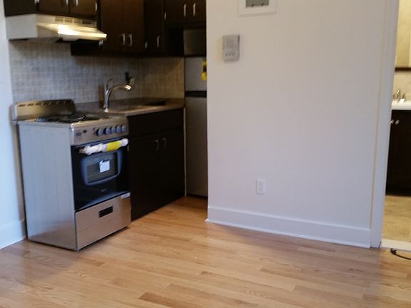 4th image of 685 Sterling Pl APT 4