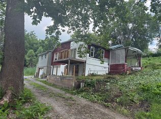 46721 Jo Henry Dr, Saint Clairsville, OH 43950