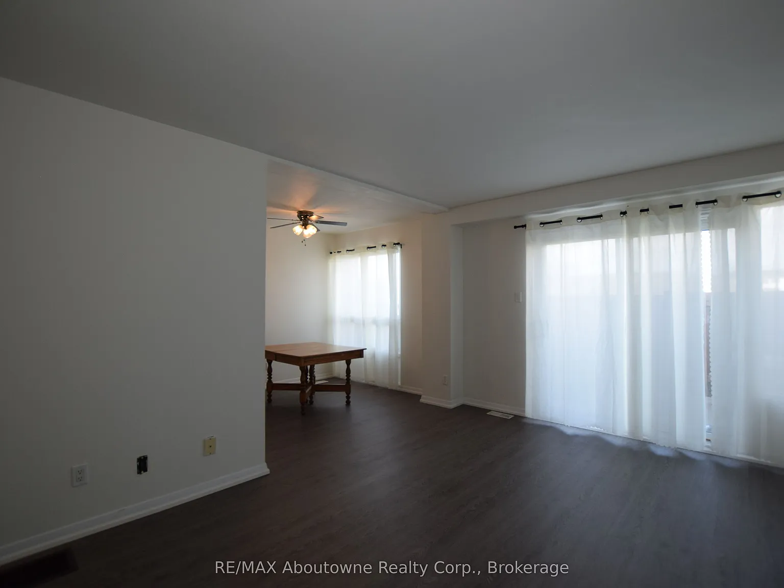 2 bed, $2,070 — Photo 4