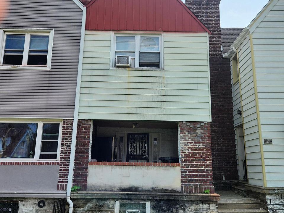 2nd image of 330 E Vernon Rd