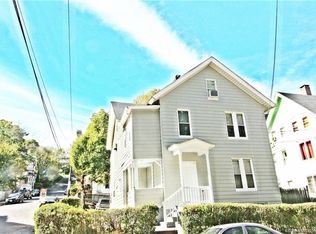 112 Charles St, Waterbury, CT 06708